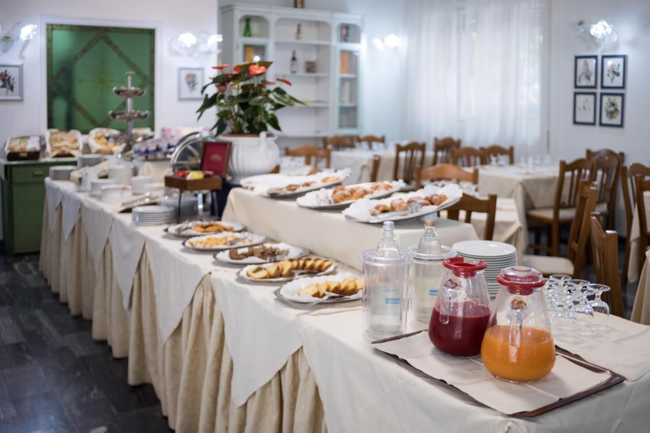 Hotel Astor Victoria Forte dei Marmi Luaran gambar